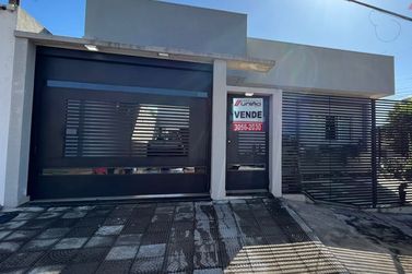 Casa &agrave; venda - 158m&sup2; - Jardim Birig&uuml;i