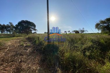 Ch&aacute;cara &agrave; venda - 4m&sup2; - Lovat