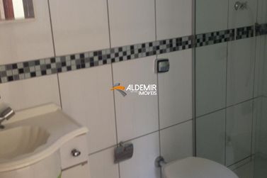 Casa para alugar - 100m&sup2; - Zona 6