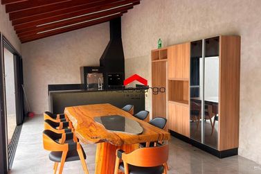 Casa &agrave; venda - 188m&sup2; - Parque dos Bandeirantes
