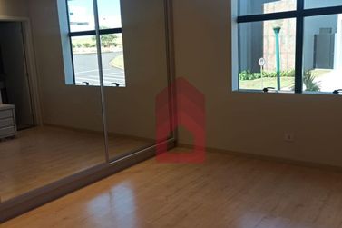 Casa &agrave; venda - 141m&sup2; - PAYSAGE ESSENZA CONDOM&Iacute;NIO