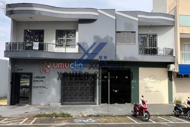 Sala Comercial &agrave; venda - 400m&sup2; - Centro Da Cidade