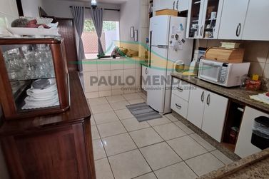 Casa &agrave; venda - 106m&sup2; - JARDIM CASTELO BRANCO