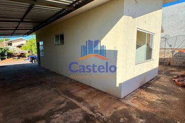 Casa para alugar - 62m&sup2; - ZONA VI