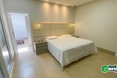 Casa &agrave; venda - 315m&sup2; - RESID. ROYAL GARDEN