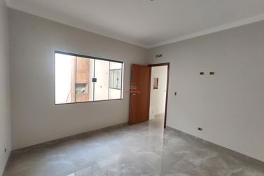 Casa &agrave; venda - 84m&sup2; - Zona I