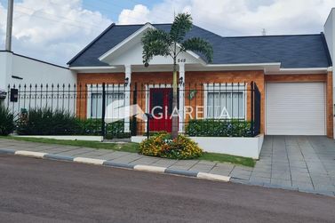 Casa &agrave; venda - 204m&sup2; - JARDIM PANCERA