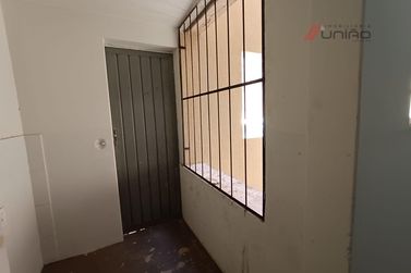 Sal&atilde;o Comercial para alugar - 880m&sup2; - Zona III