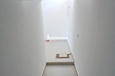 Sal&atilde;o Comercial para alugar - 70m&sup2; - Zona V