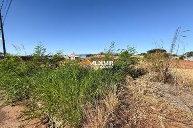 Terreno &agrave; venda - Jardim Imp&eacute;rio do Sol