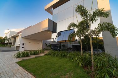 Casa &agrave; venda - 375m&sup2; - Condom&iacute;nio Mont Blanc
