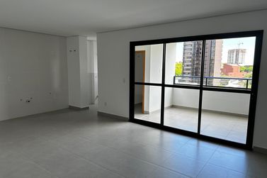 Apartamento &agrave; venda - 143m&sup2; - Zona I