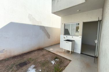 Casa &agrave; venda - 98m&sup2; - Jardim Yoshi