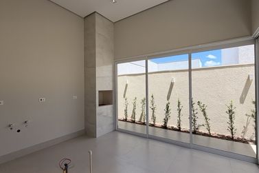 Casa &agrave; venda - 155m&sup2; - Paysage Essenza Condom&iacute;nio