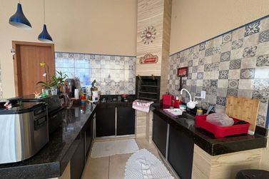 Casa &agrave; venda - 252m&sup2; - Parque Bandeirantes