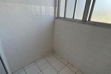 Apartamento para alugar - 60m&sup2; - Zona III