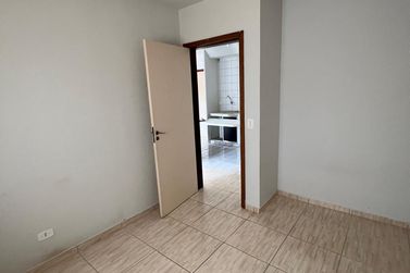Apartamento para alugar - 30m&sup2; - Zona III