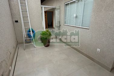 Casa &agrave; venda - 200m&sup2; - Zona I