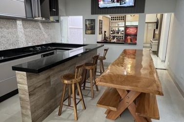 Casa &agrave; venda - 145m&sup2; - Jardim Colorado