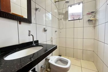 Ch&aacute;cara &agrave; venda - 