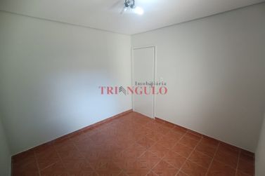 Casa &agrave; venda - 70m&sup2; - ZONA VI