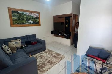 Casa &agrave; venda - 80m&sup2; - Jardim Gar&ccedil;as