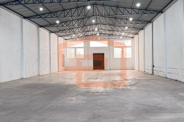 Sal&atilde;o Comercial para alugar - 750m&sup2; - Jardim Janina