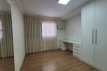Apartamento &agrave; venda - 269m&sup2; - Zona III