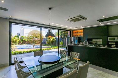 Casa &agrave; venda - 498m&sup2; - Alphaville Graciosa