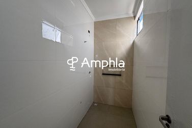 Casa &agrave; venda - 63m&sup2; - Esmeralda