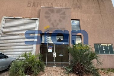 Apartamento para alugar - 600m&sup2; - Zona II