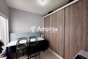 Casa &agrave; venda - 68m&sup2; - Santa Felicidade