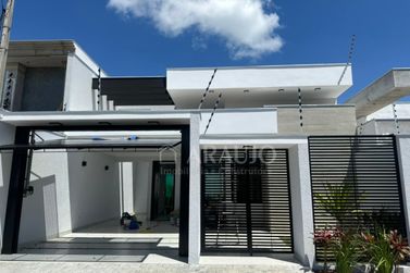Casa &agrave; venda - 110m&sup2; - Jardim Cima