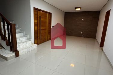 Casa para alugar - 380m&sup2; - Jardim Imigrantes II
