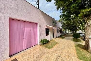 Casa &agrave; venda - 281m&sup2; - ZONA III