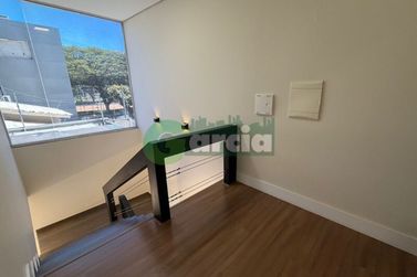 Casa &agrave; venda - 242m&sup2; - ZONA II