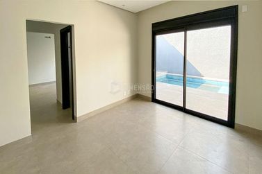 Casa &agrave; venda - 185m&sup2; - Condom&iacute;nio Jardins de Versailles