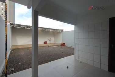 Casa &agrave; venda - 130m&sup2; - Zona VII