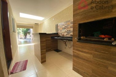 Casa &agrave; venda - 100m&sup2; - Jardim Canad&aacute;