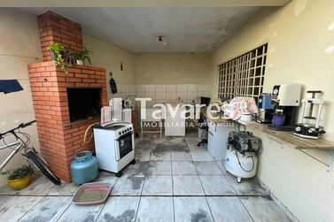 Sobrado &agrave; venda - 145m&sup2; - Zona II