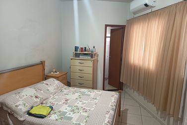 Casa &agrave; venda - 164m&sup2; - Zona IV