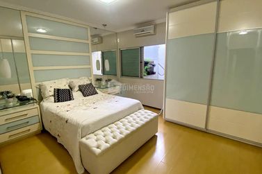 Casa &agrave; venda - 224m&sup2; - Jardim Lisboa