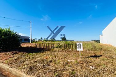 Terreno &agrave; venda - 220m&sup2; - Jardim Trianon
