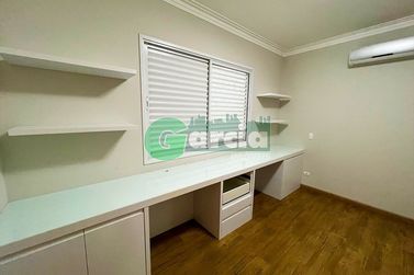 Casa &agrave; venda - 217m&sup2; - Residencial Portal das &Aacute;guas