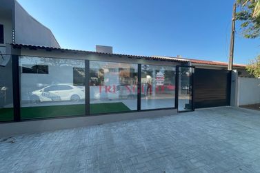 Casa para alugar - 277m&sup2; - ZONA I-A