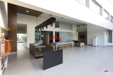 Casa &agrave; venda - 385m&sup2; - Jardim Am&eacute;rica