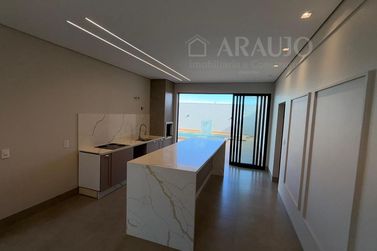 Casa para alugar - 195m&sup2; - Parque Residencial Interlagos II
