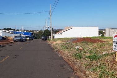 Terreno &agrave; venda - 125m&sup2; - Jardim Cima