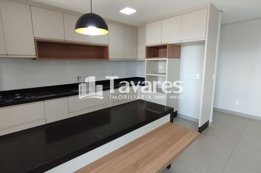 Apartamento para alugar - 112m&sup2; - Zona I
