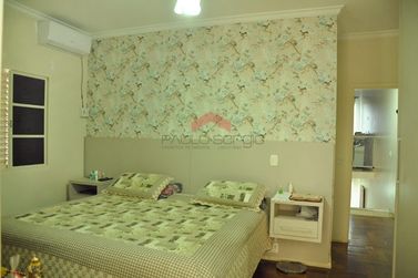 Sobrado &agrave; venda - 218m&sup2; - Zona II